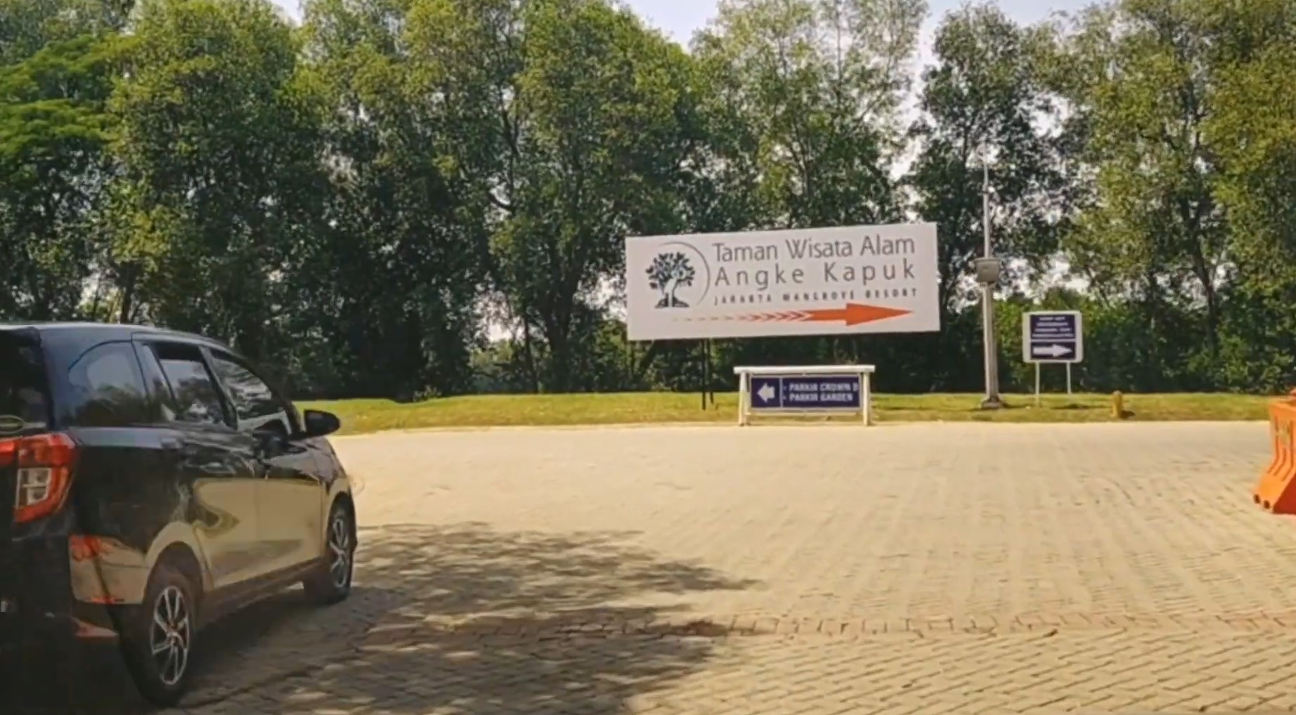 Mangrove Angke Kapuk