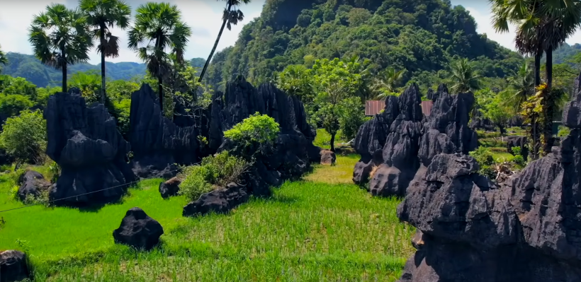 Serunya Jelajah Alam Keren Rammang Rammang